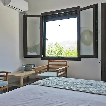 Seaside Escape In Serifos