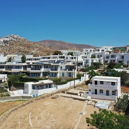 Seaside Escape In Serifos