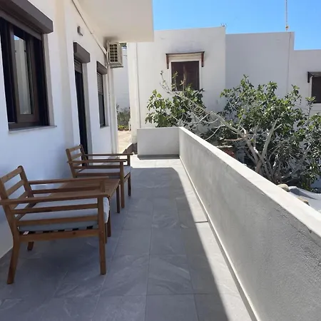 Seaside Escape In Serifos דירה *